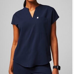 Fabletics Navy Evolve Scrub Top